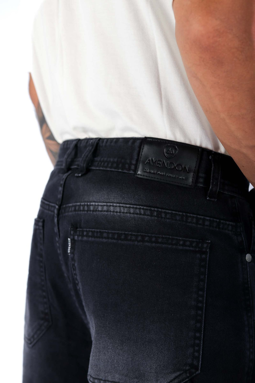 BERMUDA CARPINTERO DARK