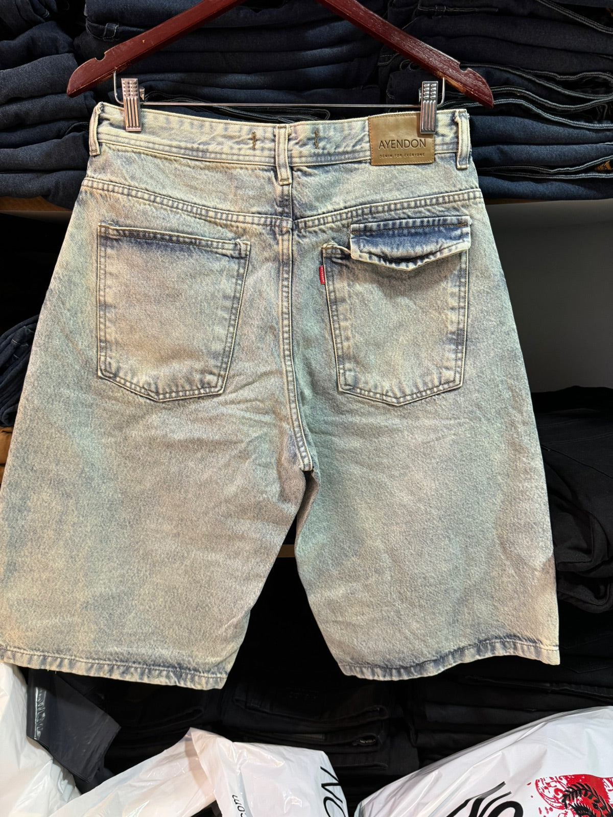 BERMUDA BAGGY “SNOW”