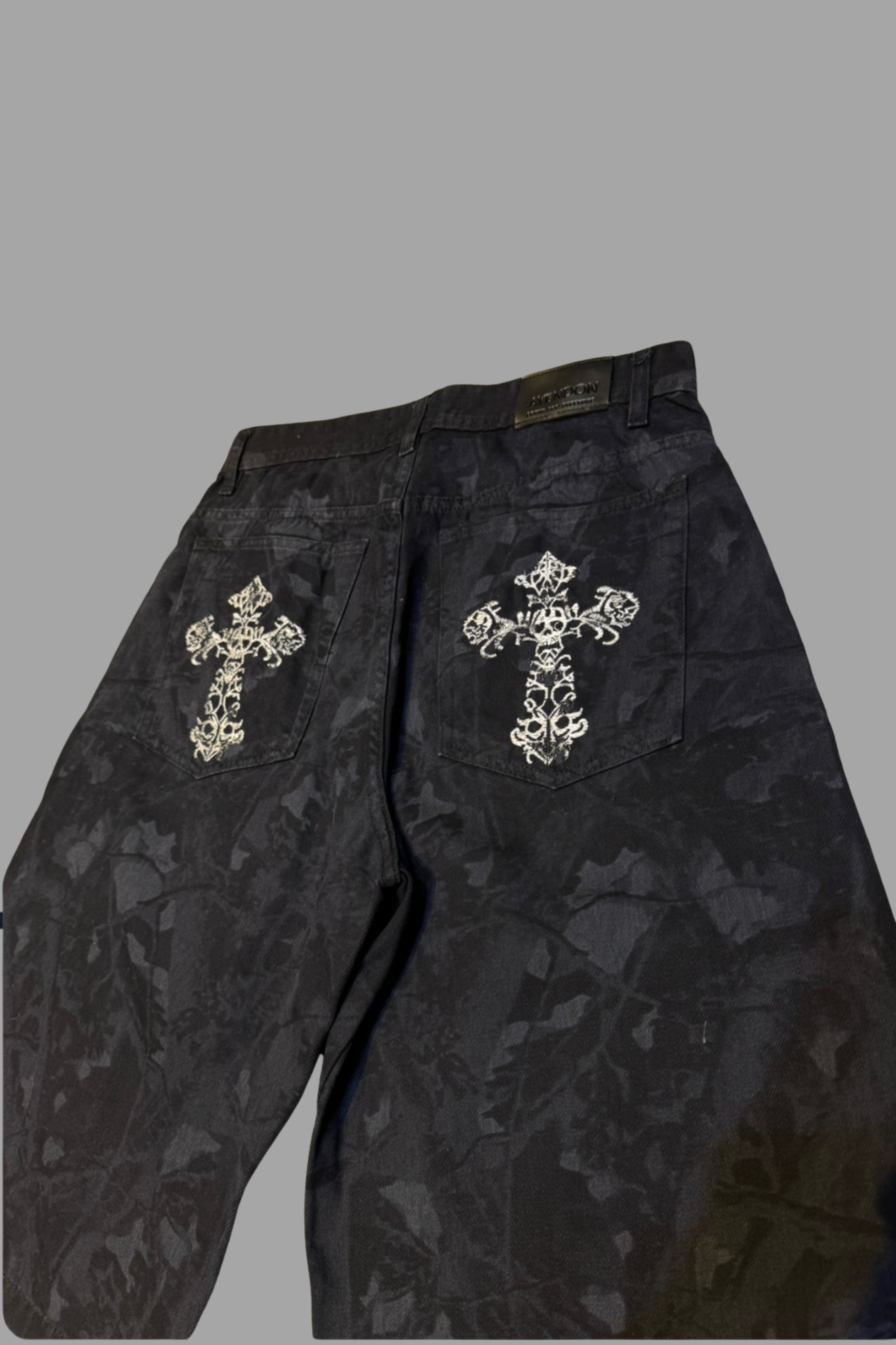 BERMUDA BAGGY - REAL TREE SKULL