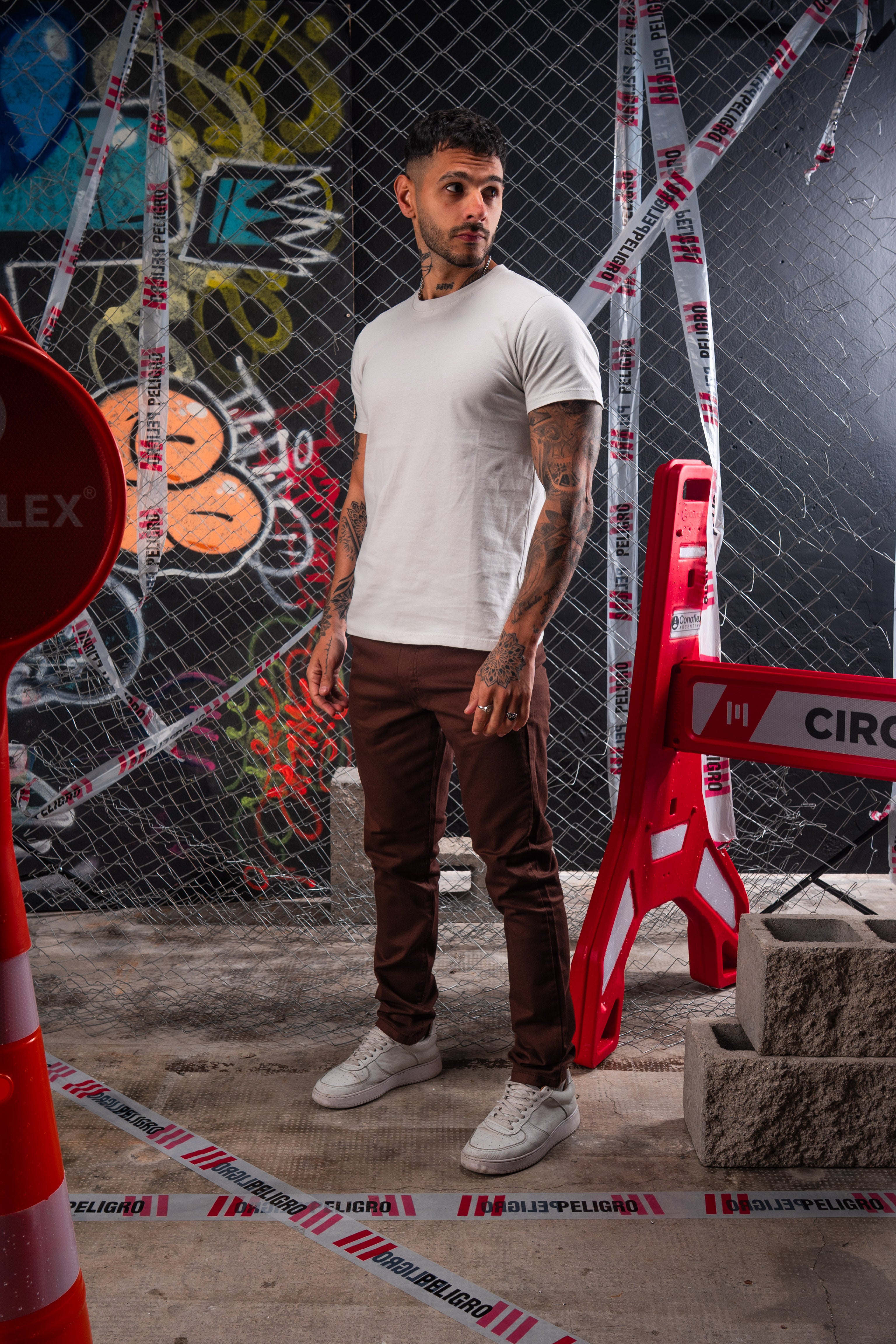 PANTALÓN CHINO CHOCOLATE SKINNY