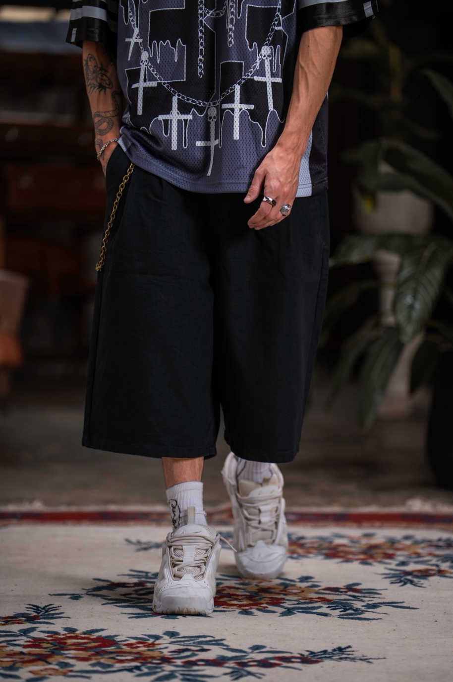 BERMUDA “RAW BLACK DENIM"