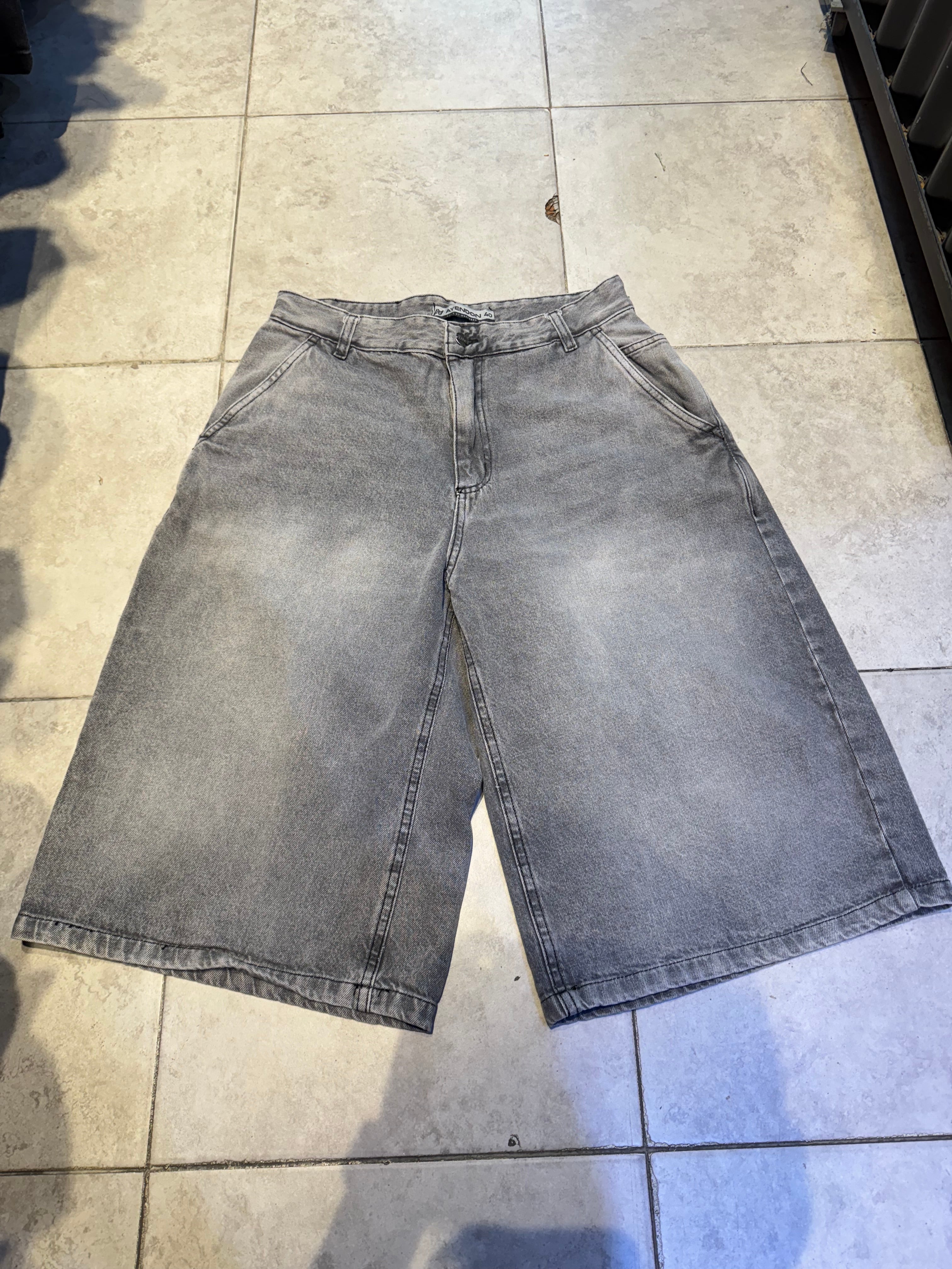 BERMUDA SUPER BAGGY “GREY”