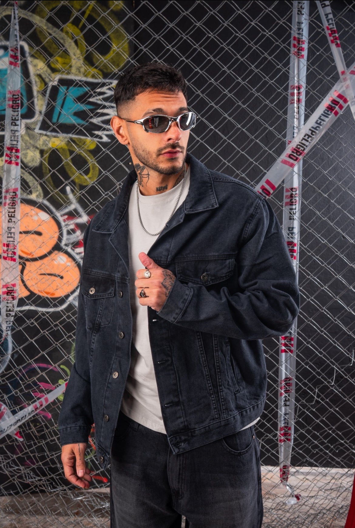 CAMPERA CLÁSICA NEGRO