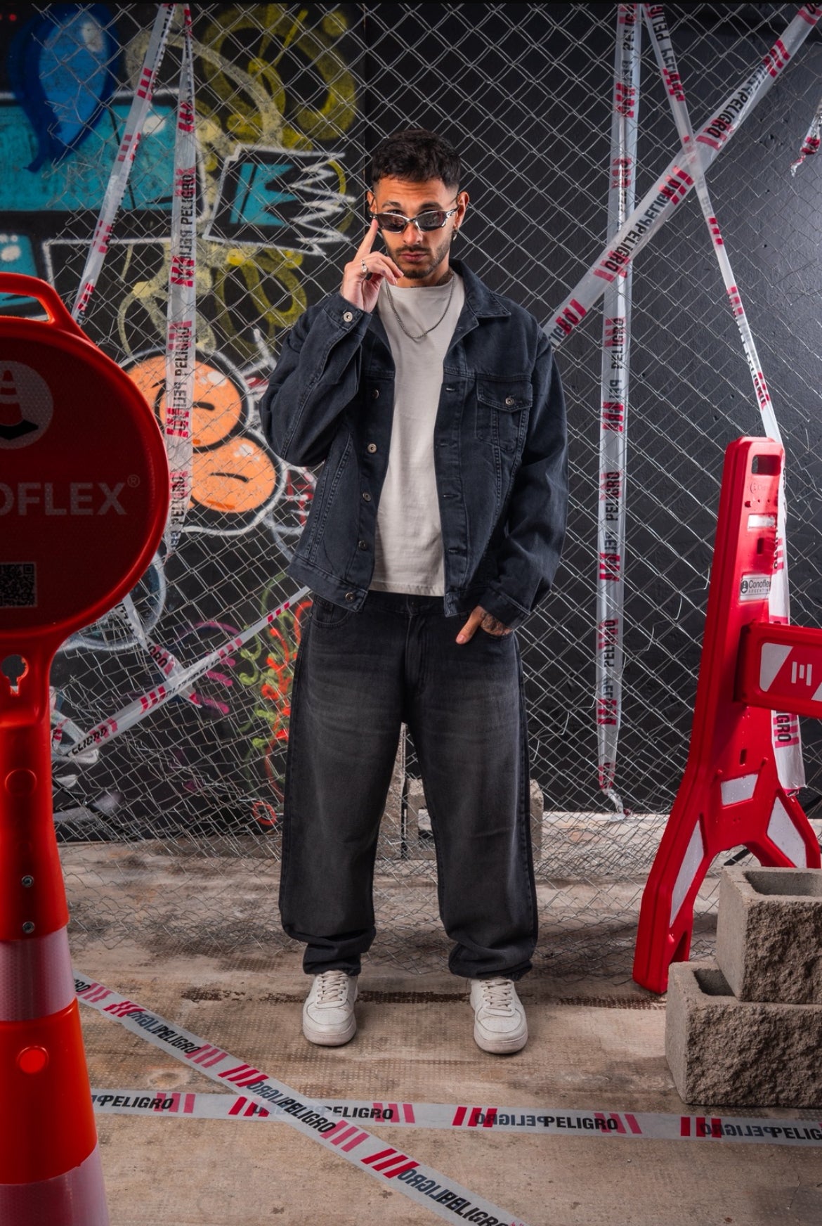 CAMPERA CLÁSICA NEGRO