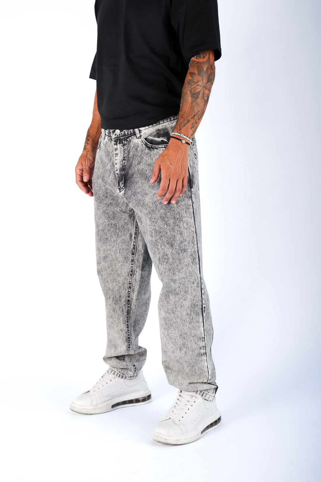 MOM “SNOW BLACK”