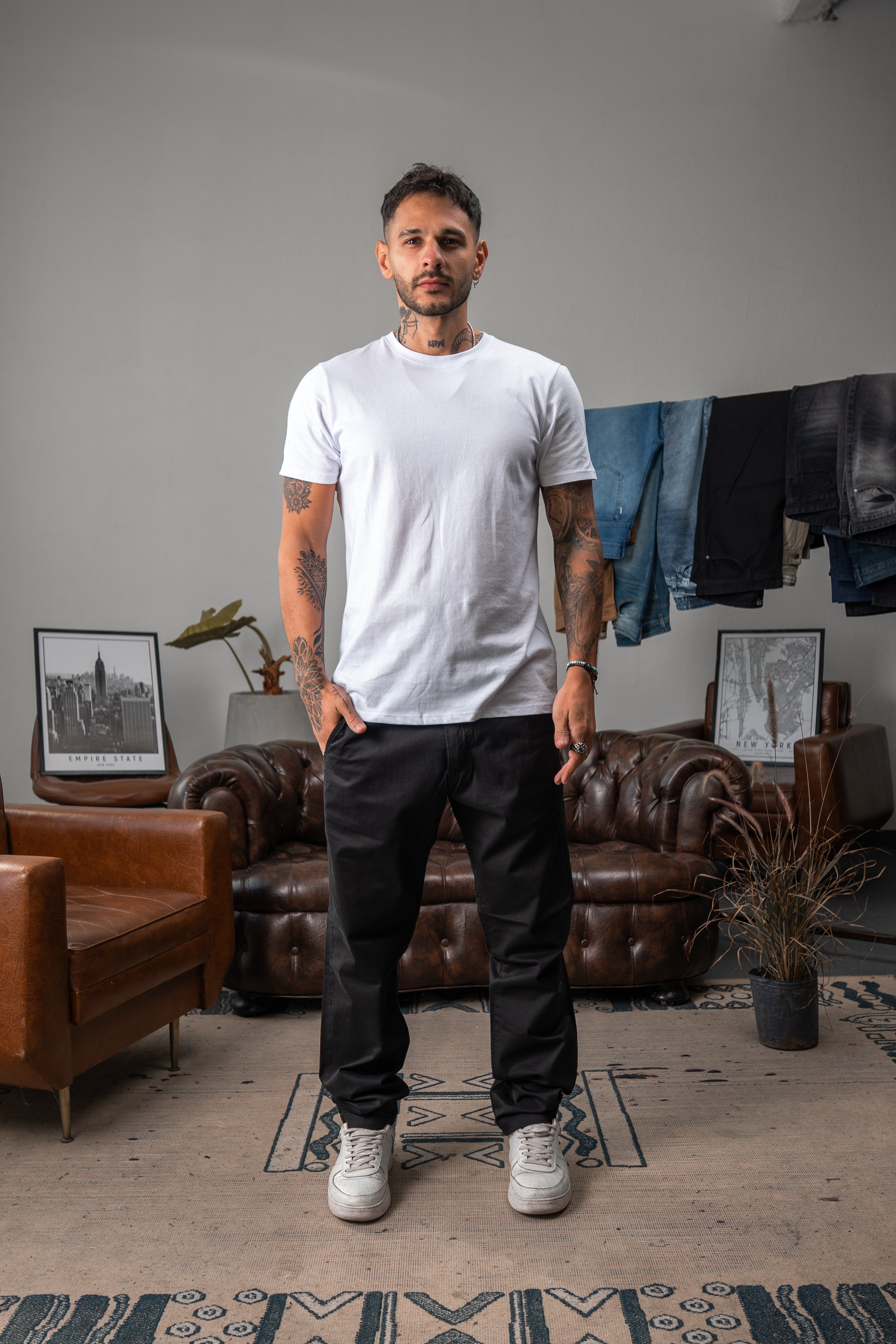PANTALÓN CHINO PREMIUM NEGRO