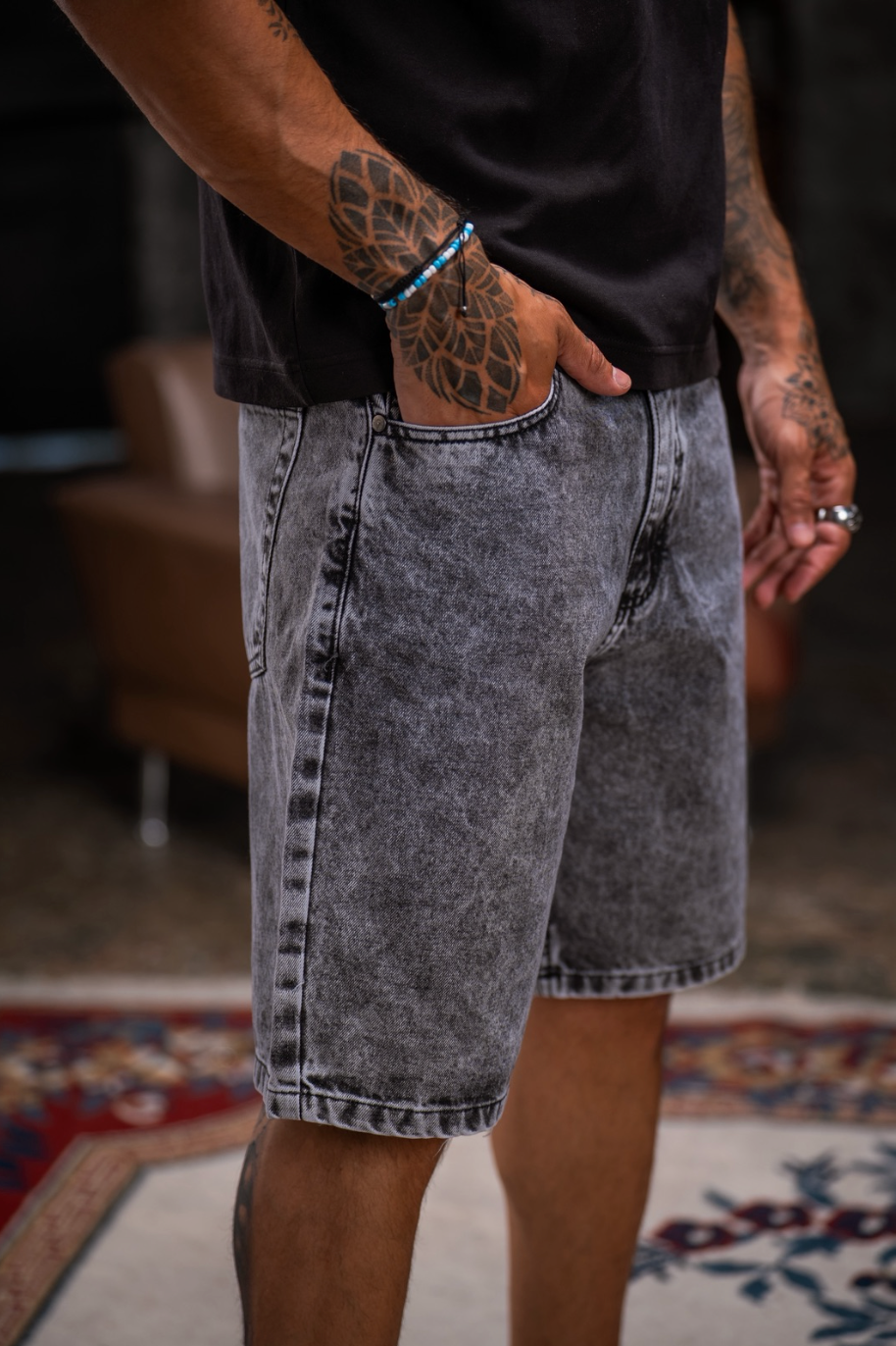 BERMUDA MOM “SNOW BLACK”